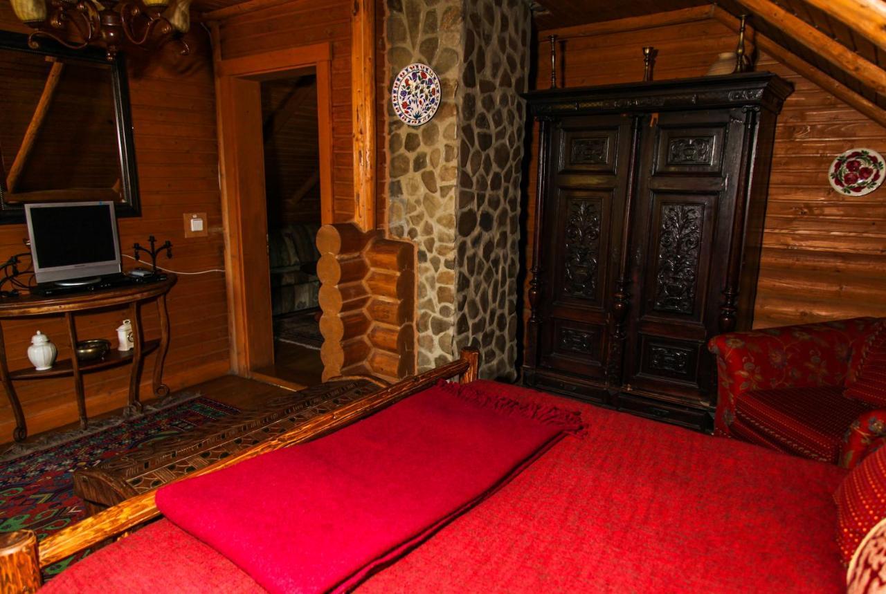 Hotel Khatky Ruslany Ворохта Экстерьер фото